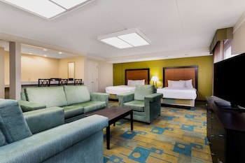 Deluxe Studio Suite, 2 Double Beds, Non Smoking