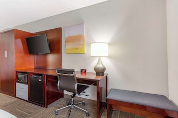 Standard Room, 2 Queen Beds, Non Smoking, River View