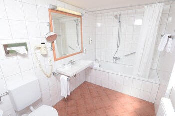 Standard Room, 1 Double Bed