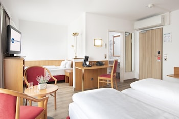 Standard Room, 1 Double Bed