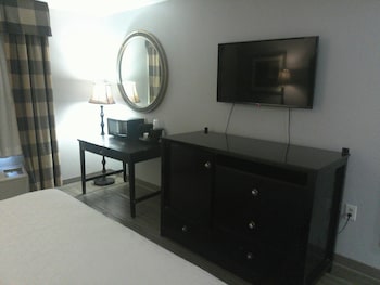 Superior Room, 1 King Bed with Sofa bed (Smoke-Free)