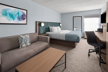 Junior Suite, 1 King Bed, Non Smoking