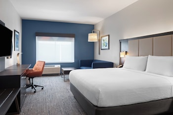 Suite, 1 King Bed, Accessible (Communication, Accessible Tub)