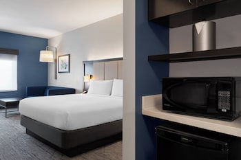 Suite, 1 King Bed, Accessible (Communication, Accessible Tub)