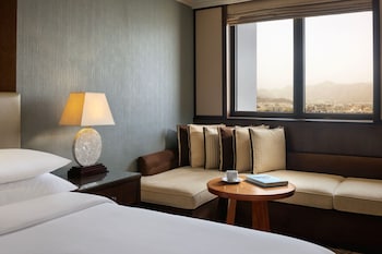 Club Room, 1 King Bed