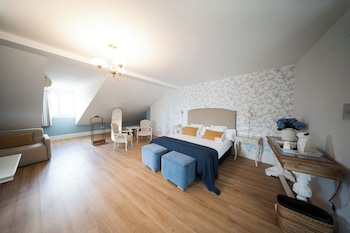 Superior Double Room (Deluxe)