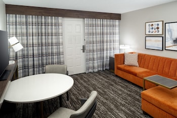 Suite, 2 Double Beds, Accessible, Microwave (Mobility and Hearing)