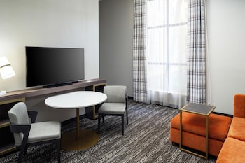 Suite, Multiple Beds, Microwave, Corner