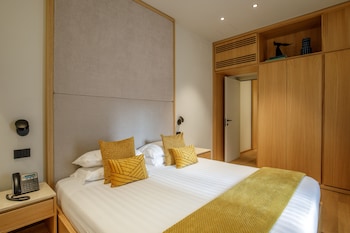 Apartment, Connecting Rooms (Via Di Ripetta 229)