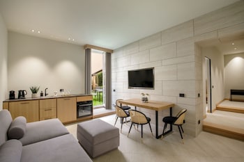 Apartment, Balcony (Connecting, Via di Ripetta 229)