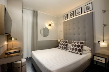 Petit Chambre (Via del Corso 81)