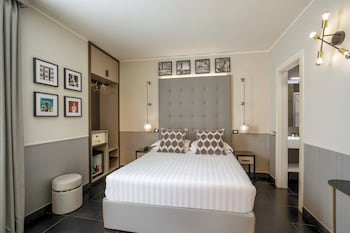 Standard Double Room (Via del Corso 81) (no breakfast)