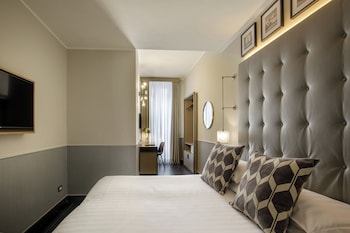 Standard Double Room (Via del Corso 81) (no breakfast)