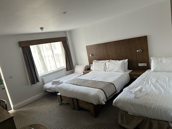 Family Room, Multiple Beds, Non Smoking