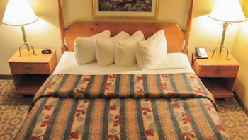 Suite, 1 King Bed, Hot Tub