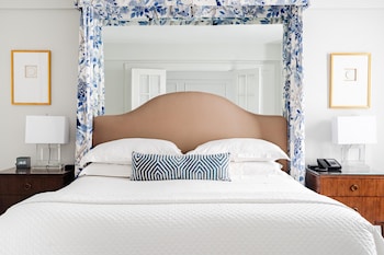 Suite, Multiple Beds