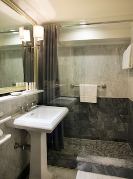 Suite, Multiple Beds