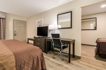 Suite, 1 King Bed, Non Smoking