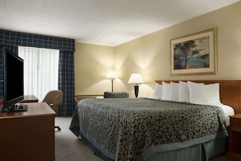 Standard Room, 1 King Bed, Accessible, Non Smoking