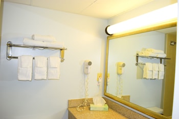 Standard Room, 2 Queen Beds, Non Smoking