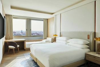 Superior Room, 1 King Bed with Sofa bed