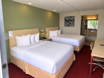 Standard Room, 2 Double Beds, Non Smoking