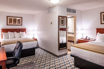 Standard Room, 2 Queen Beds, Non Smoking, Refrigerator