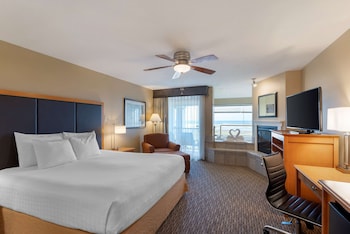 Standard Room, 1 King Bed, Non Smoking, Balcony