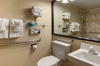 Standard Room, 2 Queen Beds, Accessible, Non Smoking