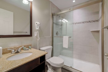 Suite, 2 Bedrooms, Non Smoking, Jetted Tub