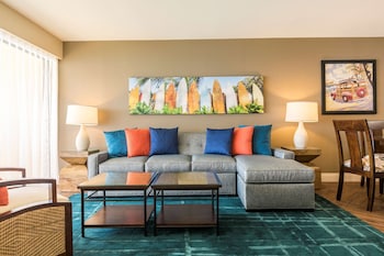 Suite, 2 Bedrooms, Partial Ocean View