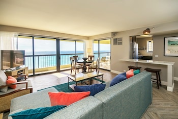 Penthouse, Multiple Beds