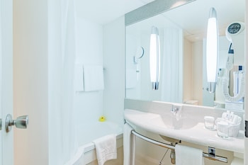 Comfort Room, 1 Twin Bed