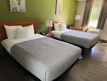 Standard Room, 2 Double Beds, Non Smoking