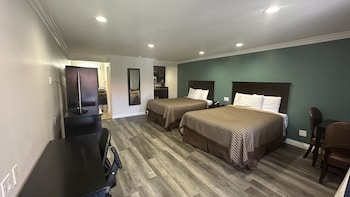 Deluxe Room, 2 Queen Beds