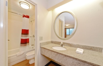 Standard Room, 2 Double Beds (Smoke Free)