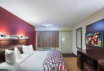 Deluxe Room, 1 King Bed, Accessible, Non Smoking (Roll-In Shower)