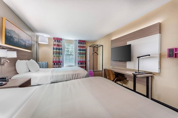 Standard Room, 2 Double Beds, Non Smoking