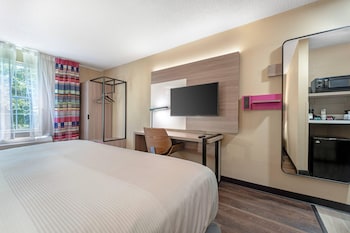 Room, 1 King Bed, Accessible, Non Smoking