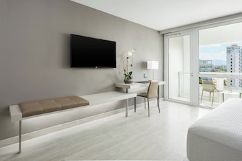 Room, 2 Queen Beds, Balcony