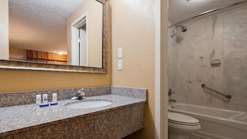 Standard Room, 2 Queen Beds, Non Smoking, Refrigerator & Microwave (2nd Floor)