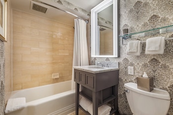 Traditional Room, 2 Queen Beds
