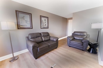 Suite, 2 Queen Beds, Non Smoking, Kitchen