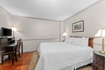 Corner Standard Room, 1 QUEEN BED