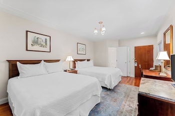 Standard Room, Queen Double Bed