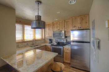 Premier Studio (Condominium)