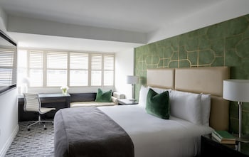 Classic Room, 1 King Bed