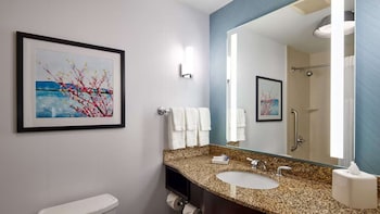 Studio Suite, 1 King Bed, Non Smoking