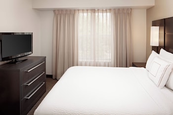 Suite, 1 Bedroom (Hearing Accessible)