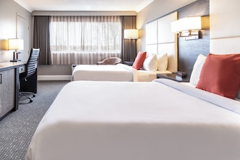 Standard Room, 2 Queen Beds, River View